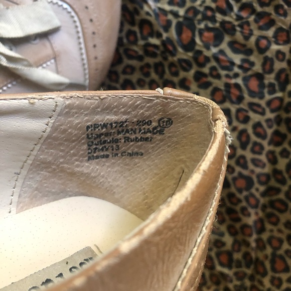 Tan booties - Picture 4 of 4